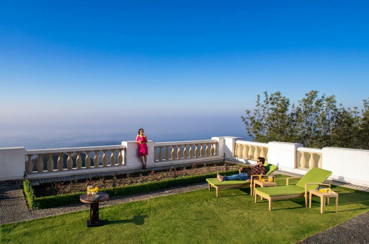 Готель Jaypee Residency Manor Масурі Екстер'єр фото